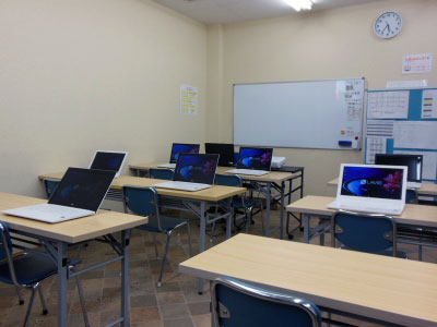 キャリアセンタープラスの教室の写真